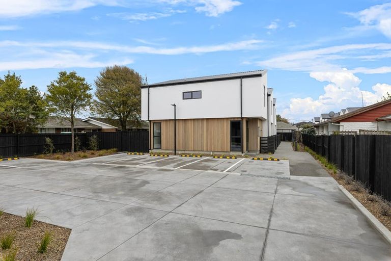 Photo of property in 4/427 Worcester Street, Linwood, Christchurch, 8011