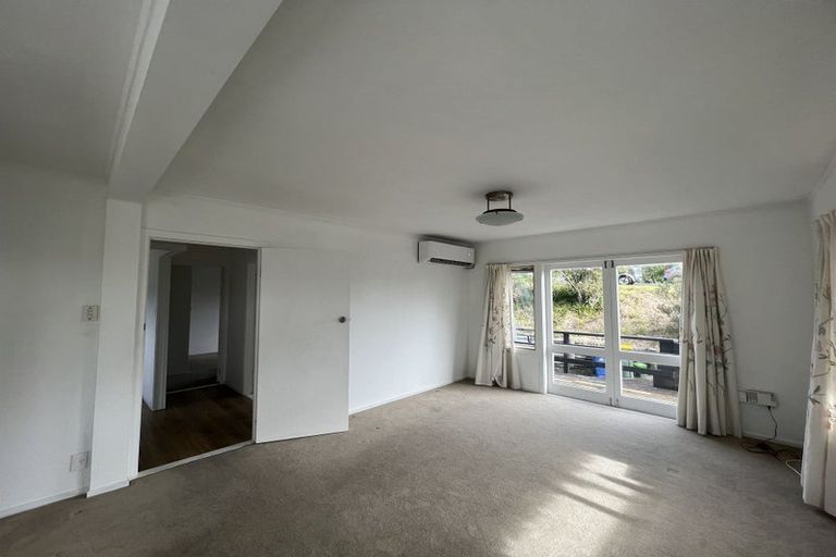 Photo of property in 26 Matipo Road, Mairangi Bay, Auckland, 0630