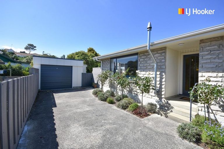 Photo of property in 13b Royal Crescent, Saint Kilda, Dunedin, 9012