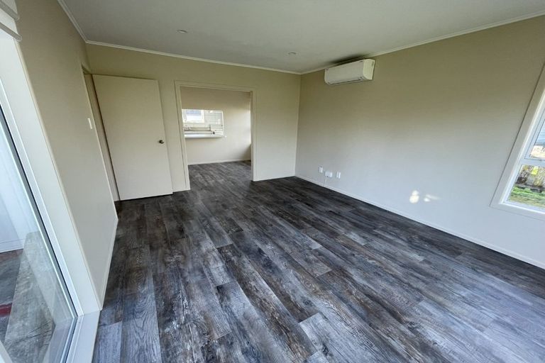Photo of property in 19 Jupiter Street, Rosehill, Papakura, 2113