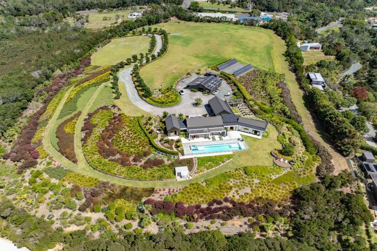 Photo of property in 30 Richmond Road, Mangonui, 0420