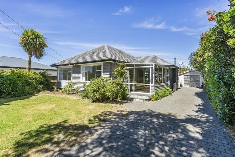 Photo of property in 17 Hare Street, Ilam, Christchurch, 8041