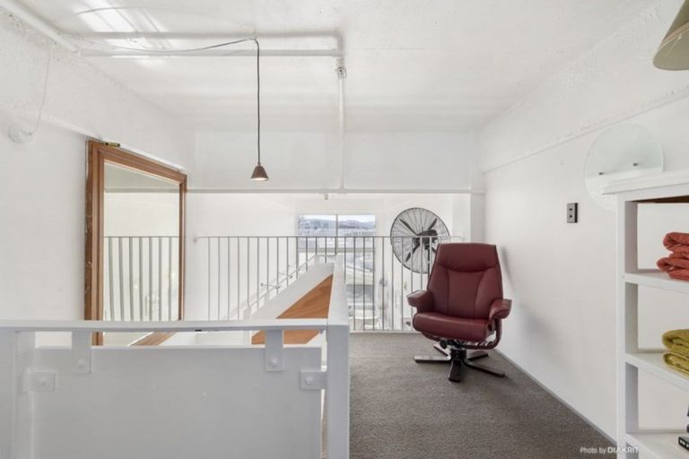 Photo of property in Qba Apartments, 1n/51 Webb Street, Mount Cook, Wellington, 6011