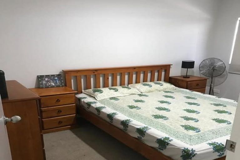 Photo of property in 25 Apple Orchard Way, Sunnyvale, Auckland, 0612