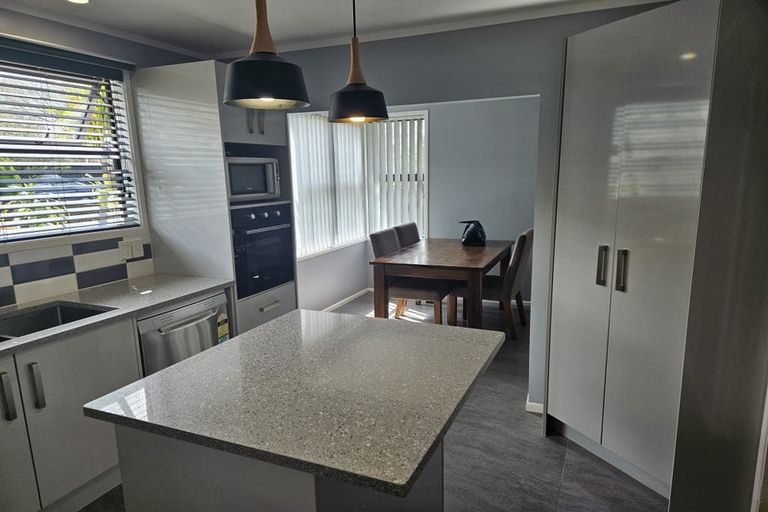 Photo of property in 43 Margaret Road, Papatoetoe, Auckland, 2025