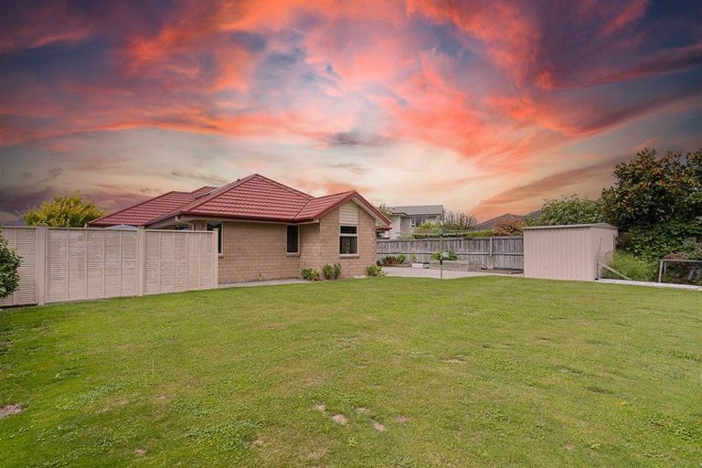 Photo of property in 3 Kempton Place, Rangiora, 7400