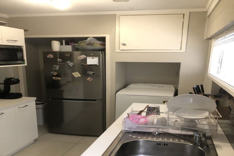 Photo of property in 4 Four Trees, Cockle Bay, Auckland, 2014