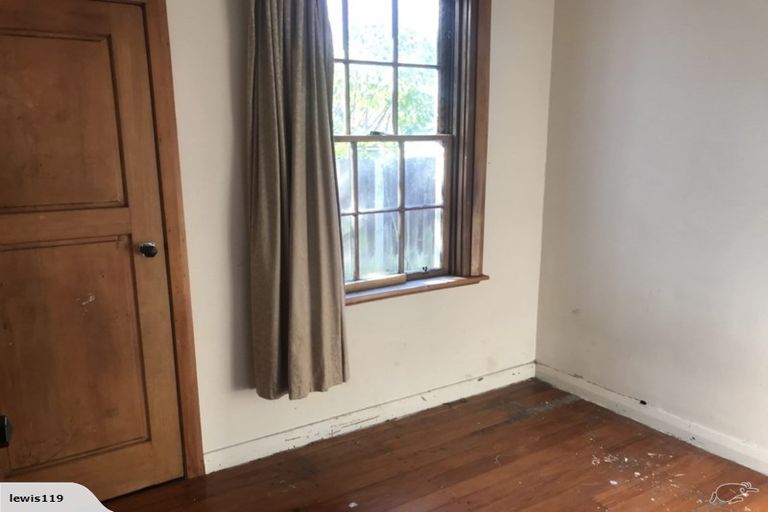 Photo of property in 21 Piko Crescent, Riccarton, Christchurch, 8041