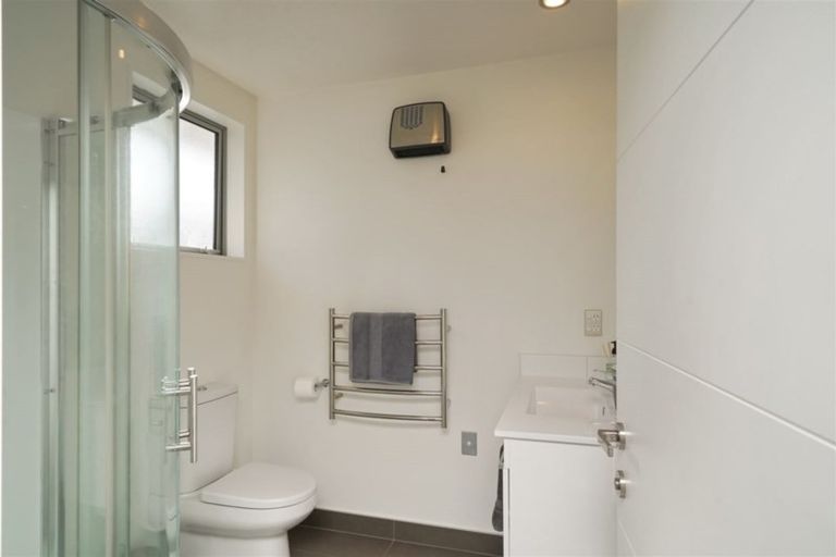 Photo of property in 4/20 Old Red Barn Road, Halswell, Christchurch, 8025