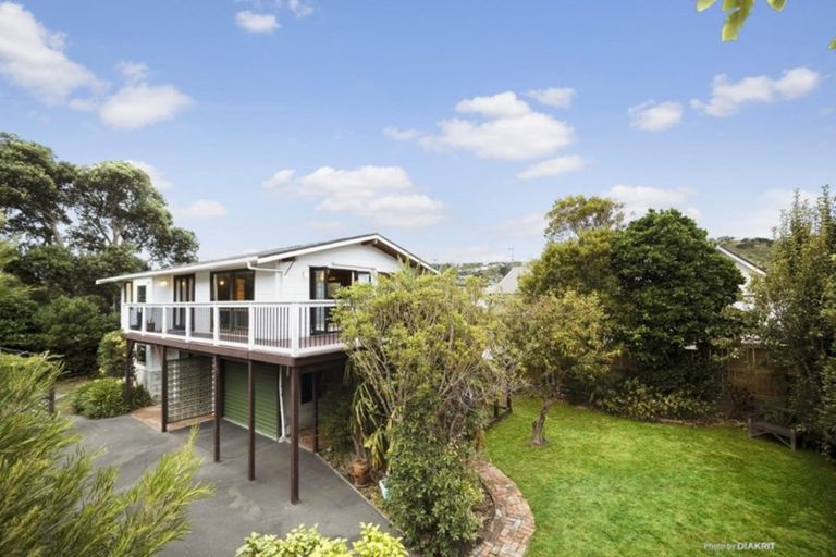 Photo of property in 25 Severn Street, Island Bay, Wellington, 6023