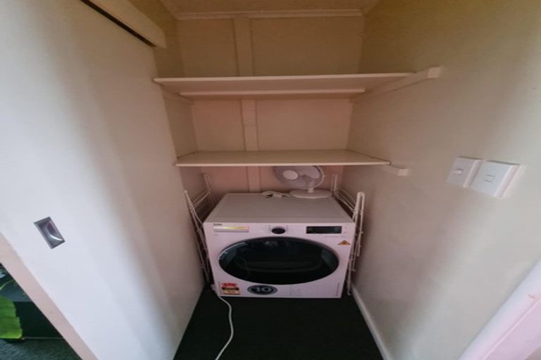 Photo of property in 2/17a Miro Street, Trentham, Upper Hutt, 5018