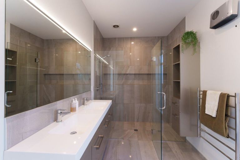 Photo of property in 10 Silver Peaks Drive, West Melton, 7618