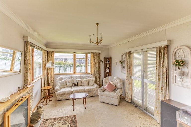 Photo of property in 4 Avon Terrace, Taradale, Napier, 4112