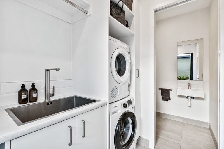 Photo of property in 14 Jack Seabrook Road, Hobsonville, Auckland, 0616