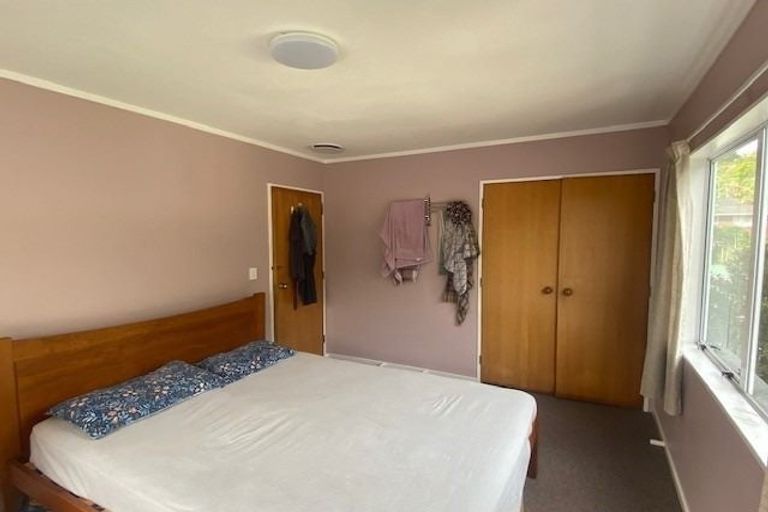 Photo of property in 82 Middleton Road, Churton Park, Wellington, 6037