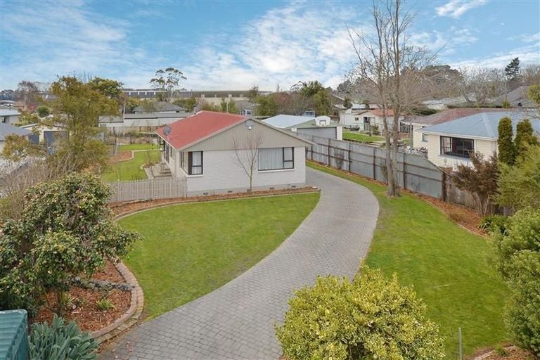 Photo of property in 52 Cridland Street East, Kaiapoi, 7630