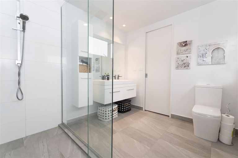 Photo of property in 9 Ngaroma House Drive, Hobsonville, Auckland, 0618