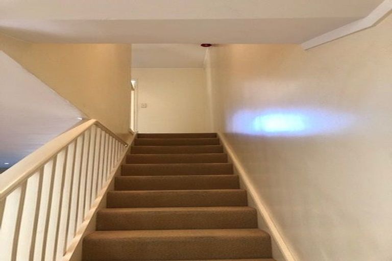 Photo of property in Grosvenor Cl, 21/6u Brown Street, Mount Cook, Wellington, 6021