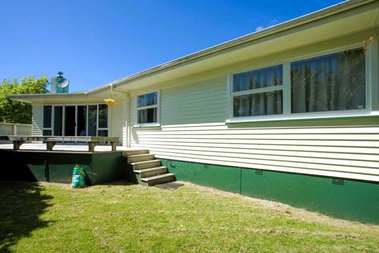 Photo of property in 2 Gear Street, Utuhina, Rotorua, 3015