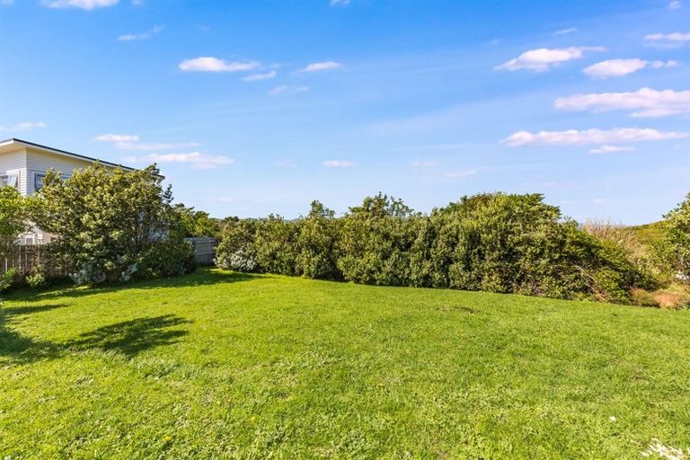 Photo of property in 67 Pikarere Street, Titahi Bay, Porirua, 5022