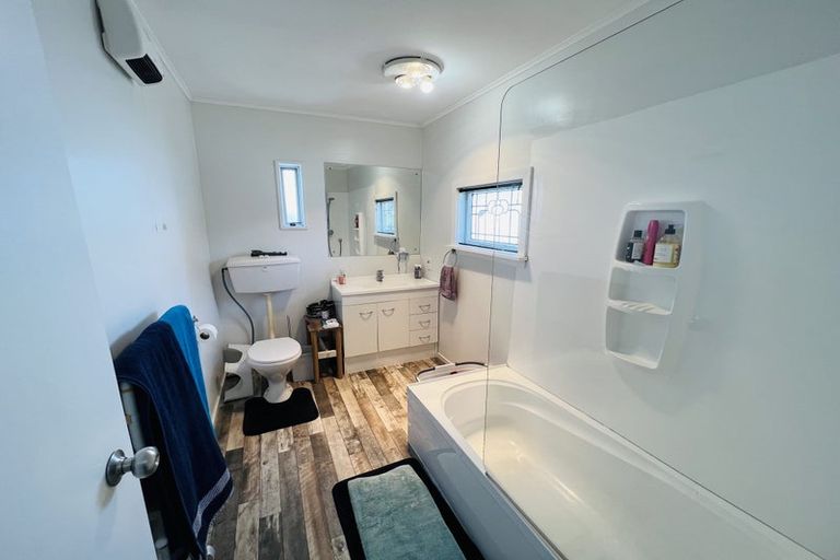 Photo of property in 77 Radley Street, Woolston, Christchurch, 8023