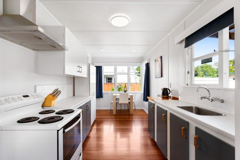 Photo of property in 54 Douglas Mclean Avenue, Marewa, Napier, 4110