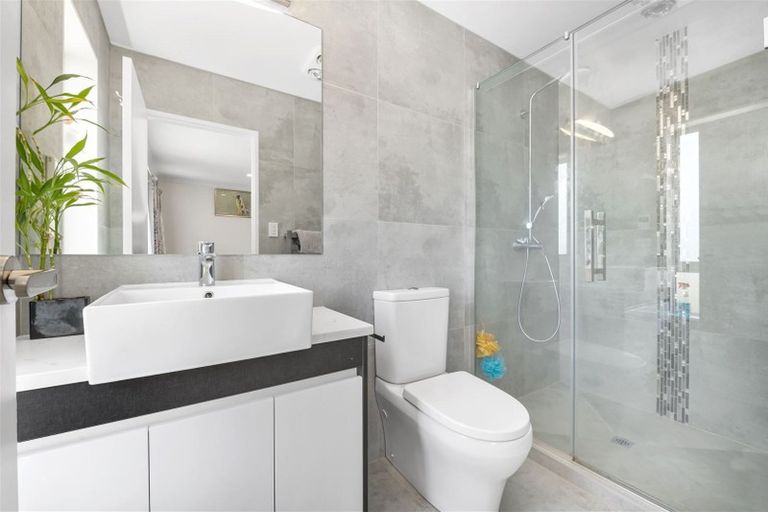 Photo of property in 7 Drumconnell Drive, Flat Bush, Auckland, 2019