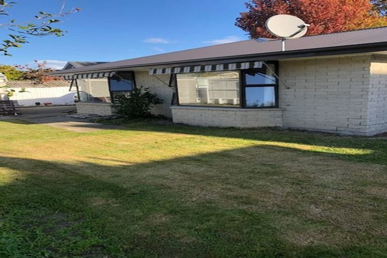 Photo of property in 22 Searells Road, Strowan, Christchurch, 8052