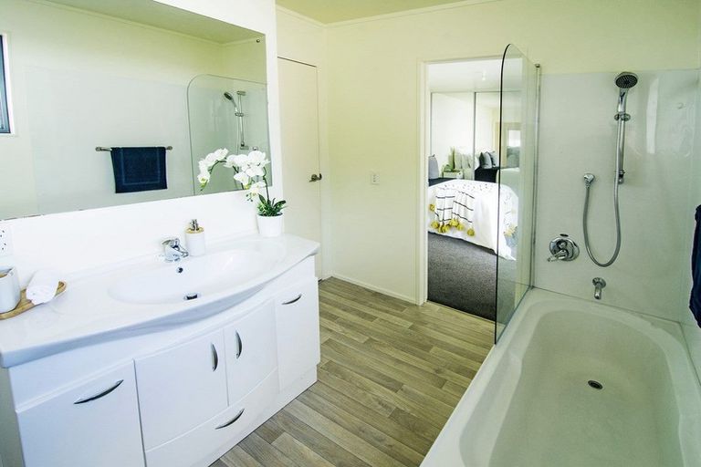 Photo of property in 85a Oxford Street, Lansdowne, Masterton, 5810