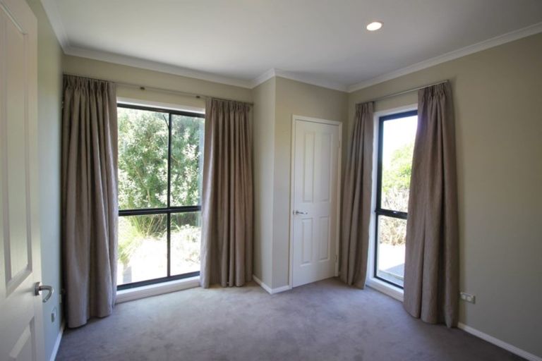 Photo of property in 43 Waverton Terrace, Churton Park, Wellington, 6037