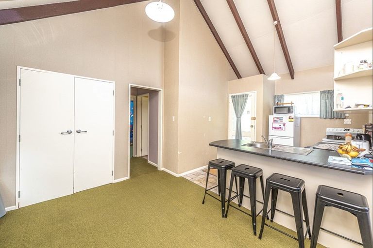 Photo of property in 21a Karewa Street, Castlecliff, Whanganui, 4501