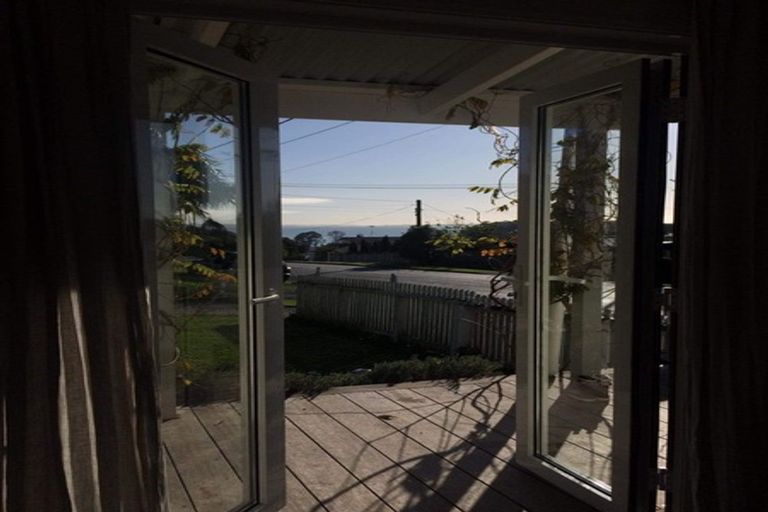 Photo of property in 10 Kauri Road, Stanmore Bay, Whangaparaoa, 0932