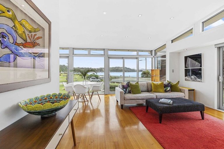 Photo of property in 3 Hector Street, Seatoun, Wellington, 6022