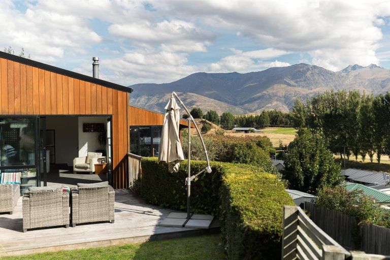 Photo of property in 73 Cotter Avenue, Arrowtown, 9302