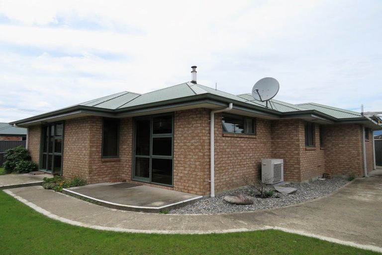 Photo of property in 100 Queen Street, Westport, 7825