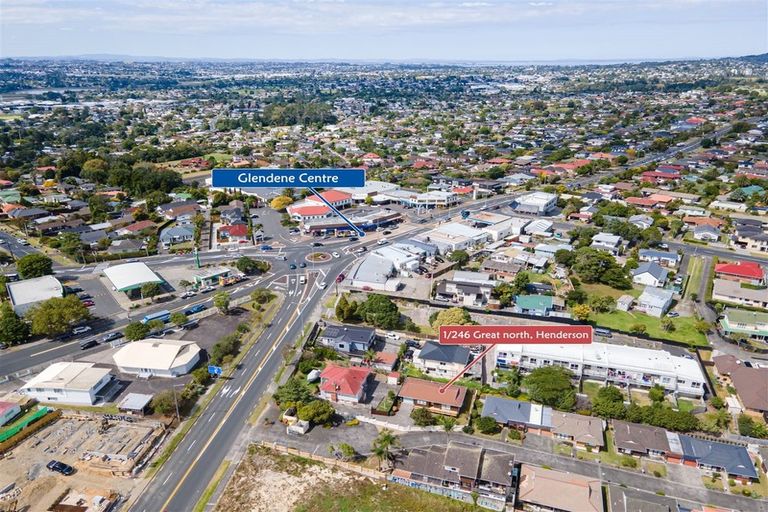 Photo of property in 1/246 Great North Road, Henderson, Auckland, 0612