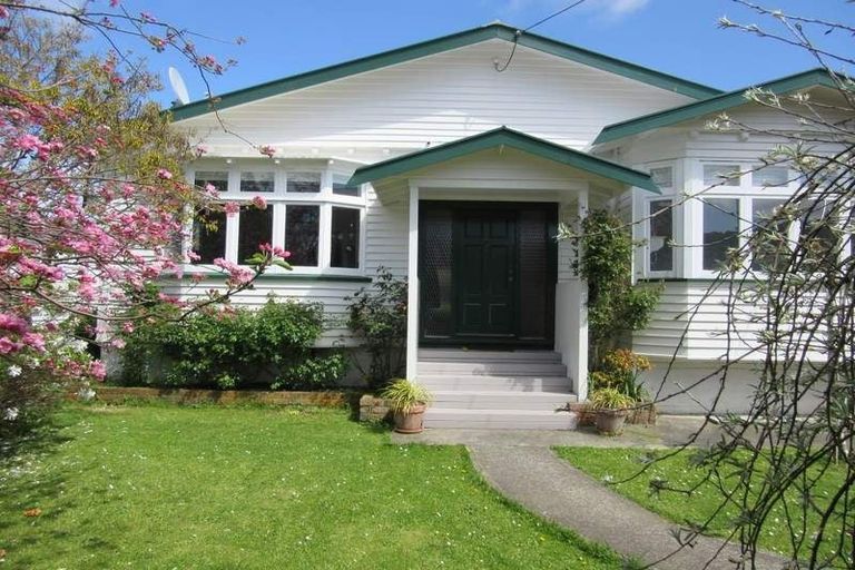 Photo of property in 25 Chamberlain Road, Karori, Wellington, 6012