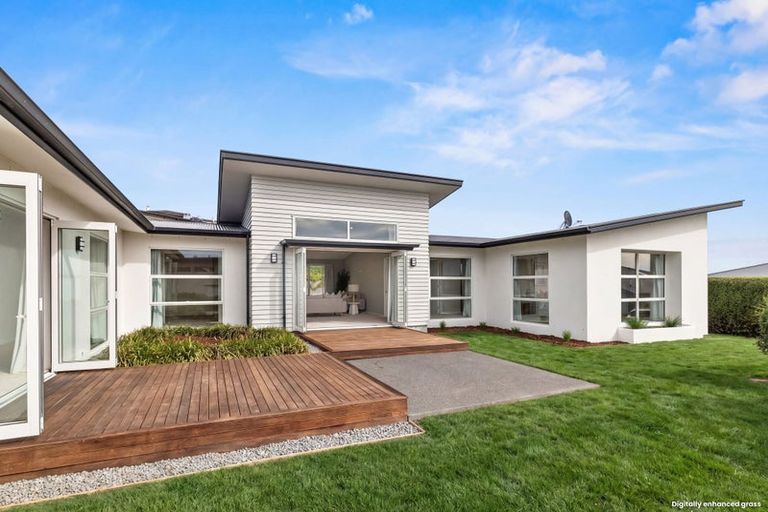 Photo of property in 108 Glenstrae Road, Redcliffs, Christchurch, 8081