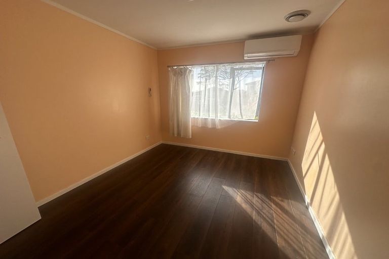 Photo of property in 17 Lolim Place, Favona, Auckland, 2024