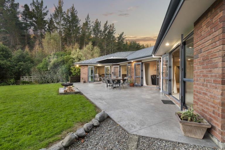 Photo of property in 39 County Heights Drive, Aokautere, Palmerston North, 4471
