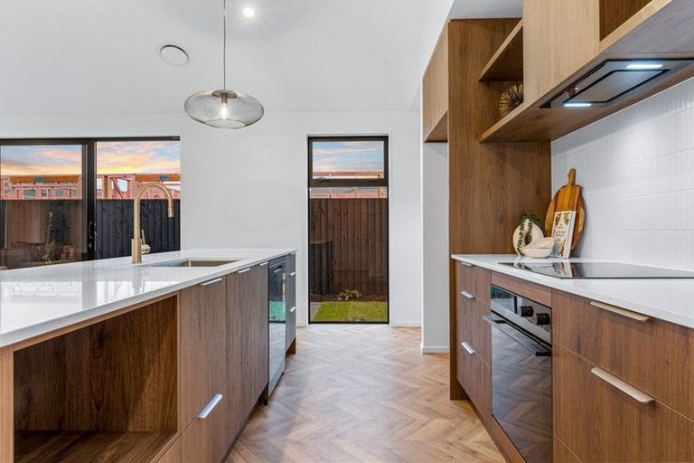 Photo of property in 34 Timara Crescent, Marshland, Christchurch, 8083