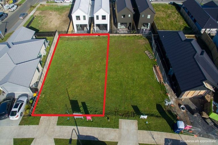 Photo of property in 36 Taahunui Rise, Peacocke, 3206