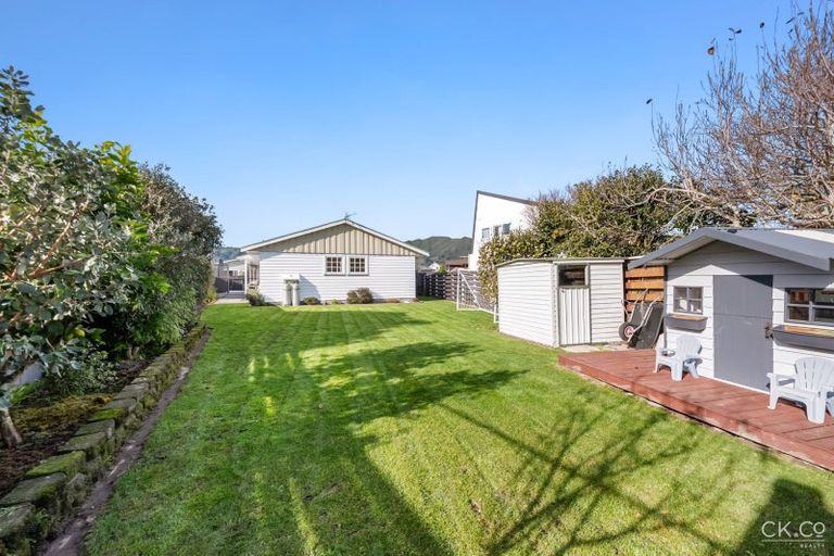 Photo of property in 49b Kebbell Grove, Epuni, Lower Hutt, 5011
