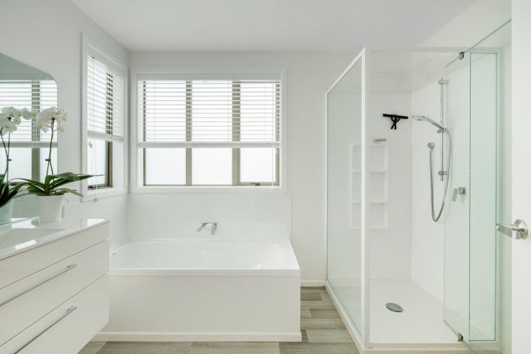 Photo of property in 7 Maddison Place, Welcome Bay, Tauranga, 3112