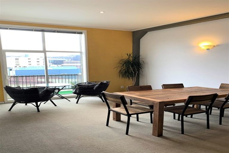 Photo of property in 12/37u Majoribanks Street, Mount Victoria, Wellington, 6011