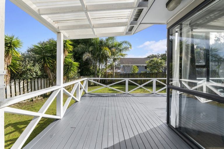 Photo of property in 81 Santiago Crescent, Unsworth Heights, Auckland, 0632