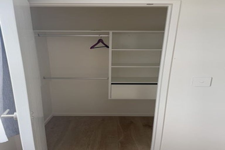 Photo of property in 8/14 Kerswill Place, Pakuranga, Auckland, 2010