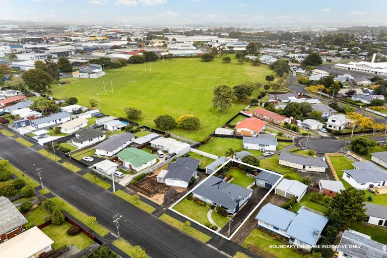Photo of property in 32 Cecil Street, St Andrews, Hamilton, 3200