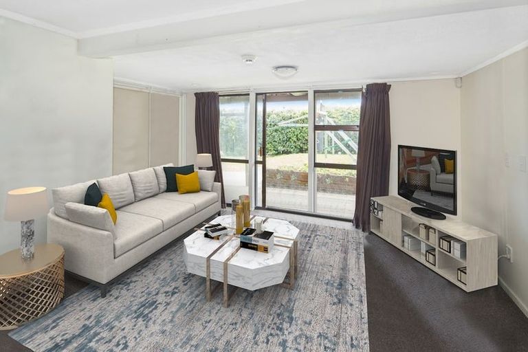 Photo of property in 57 Maupuia Road, Maupuia, Wellington, 6022