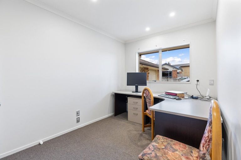 Photo of property in 23 Westview Place, Western Heights, Hamilton, 3200